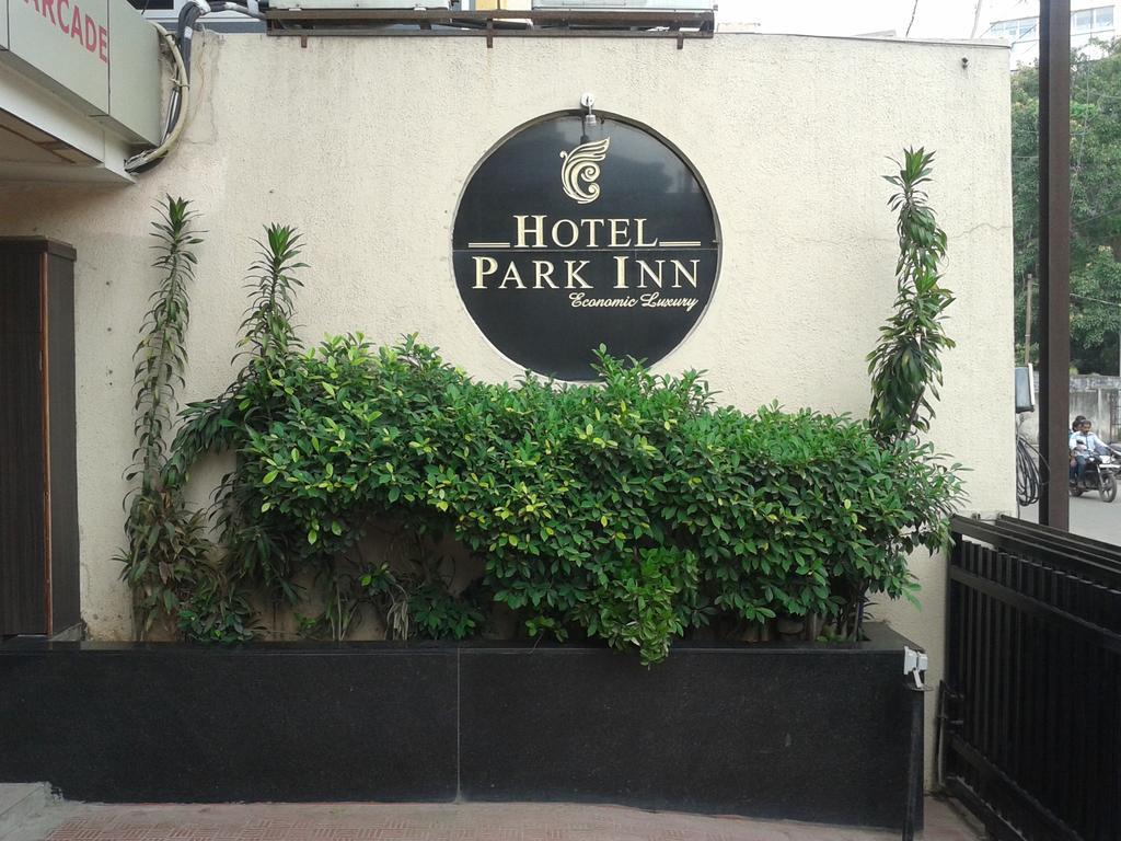 Hotel Park Inn Rajkot Exterior photo